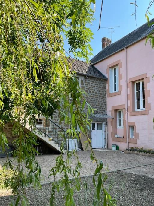 Les Maisons D'Aure: Le Studio Putanges Kültér fotó